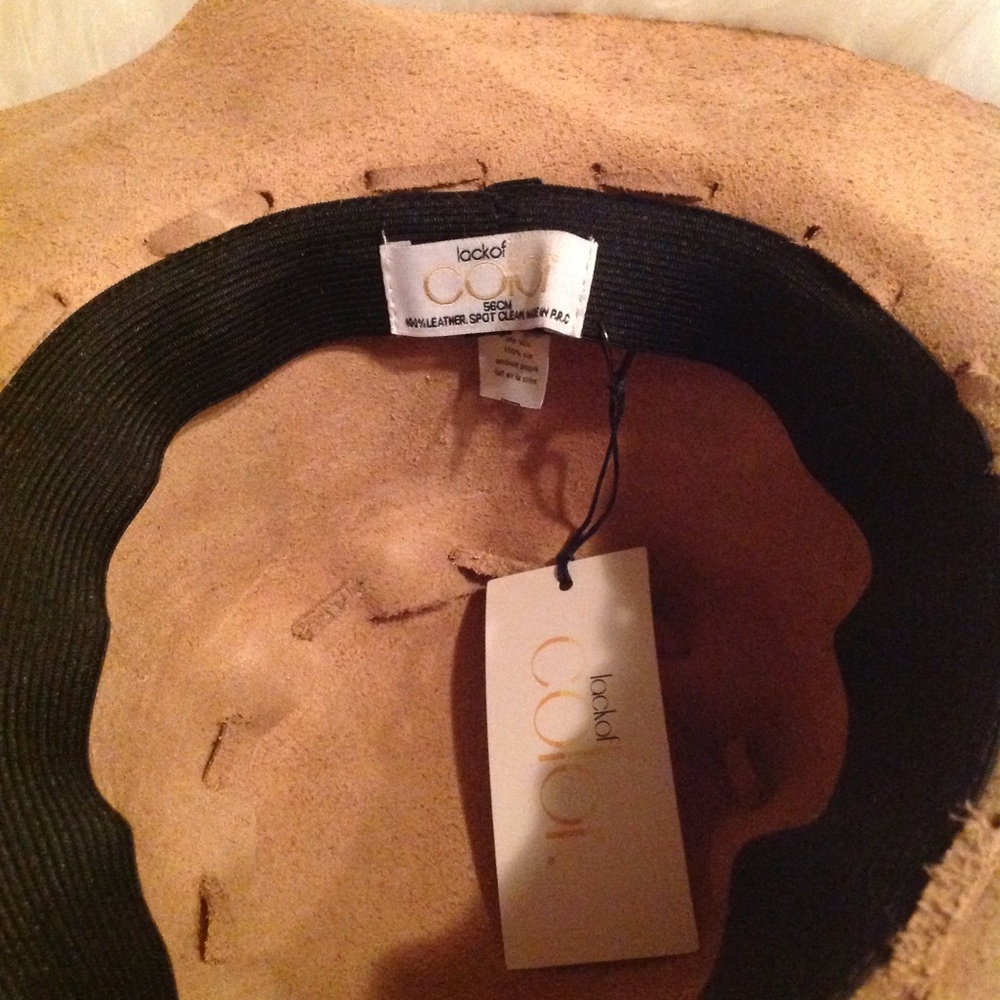 1LEFT !HOST PICK 🩷RARE LACK OF COLOR LEATHER hat - Picture 6 of 7
